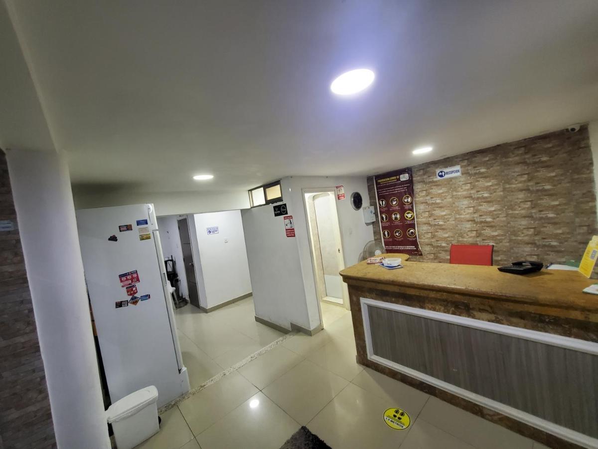 Hotel Perla Real 圣玛尔塔 外观 照片