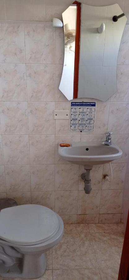 Hotel Perla Real 圣玛尔塔 外观 照片